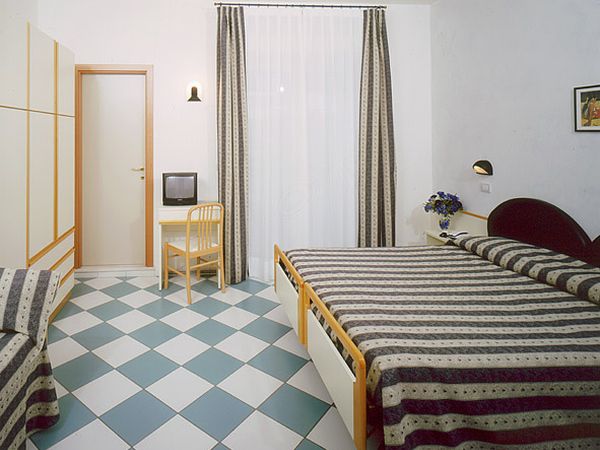 Hotel Poker - foto 10379.jpg