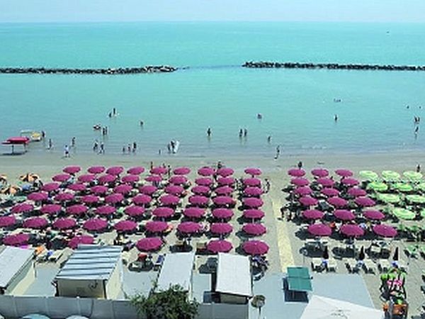 Azzurro Club Vacanze: Hotel Tokio Beach  - foto 11751.jpg