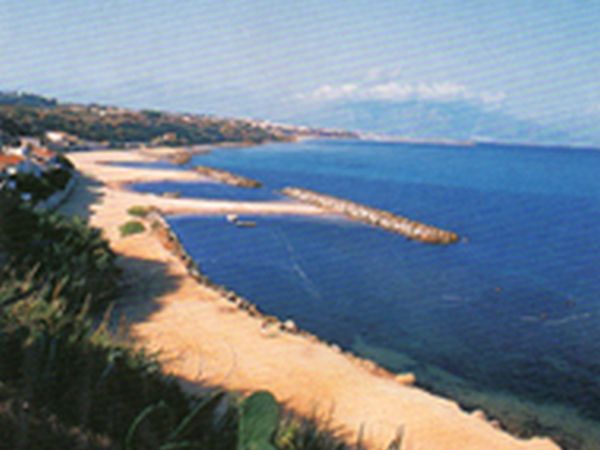 LA VILLA TRA I LIMONI - foto 16841.jpg