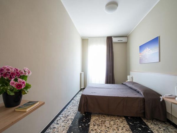 Hotel La Marina - foto 26686.jpg