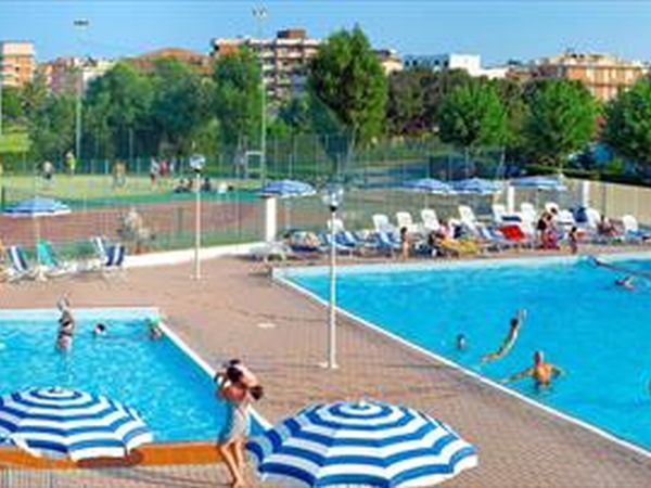 Villaggio Turistico Internazionale - foto 28106.jpg