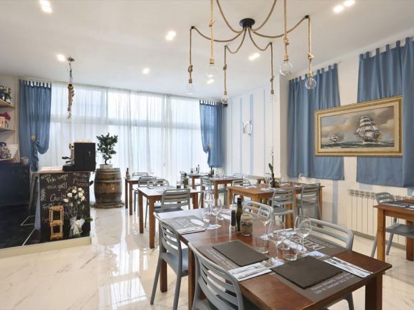 Hotel Nuovo Tirreno  - foto 32650.jpg