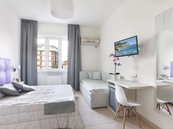 Hotel Nuovo Tirreno  - foto 32658.jpg