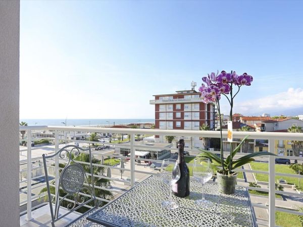 Hotel Nuovo Tirreno  - foto 32665.jpg