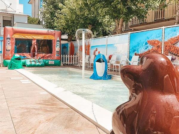 Color Metropolitan Family Hotel - foto 34124.jpg