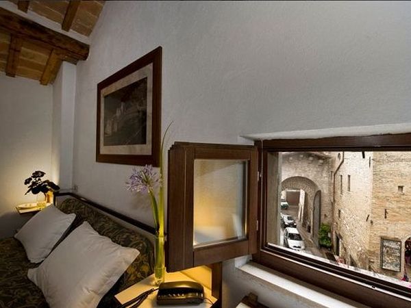 Hotel il Castello Assisi - foto 10073.jpg