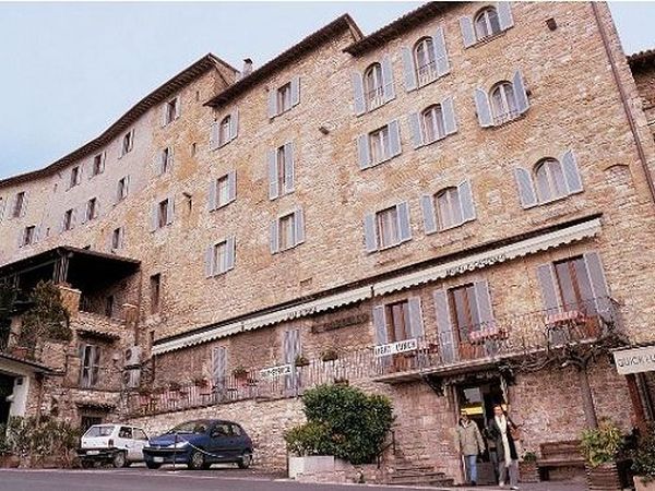 Hotel il Castello Assisi - foto 10075.jpg