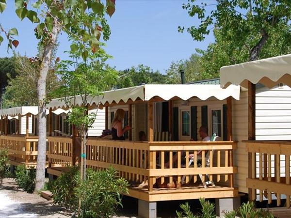 Chalet 4 or 6 persons Toscana Viareggio Camping village Bosco Verde Itali