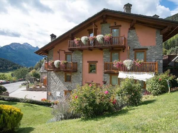 B&B Au Coin Du Village - Saint-Nicolas (AO)