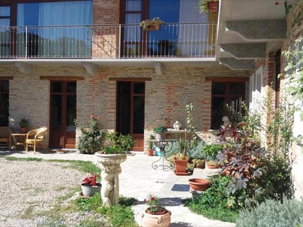 Agriturismo ErcolAna - Neviglie (CN)