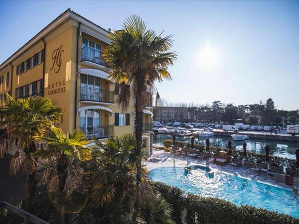 Family hotel Sirmione - Sirmione (BS)