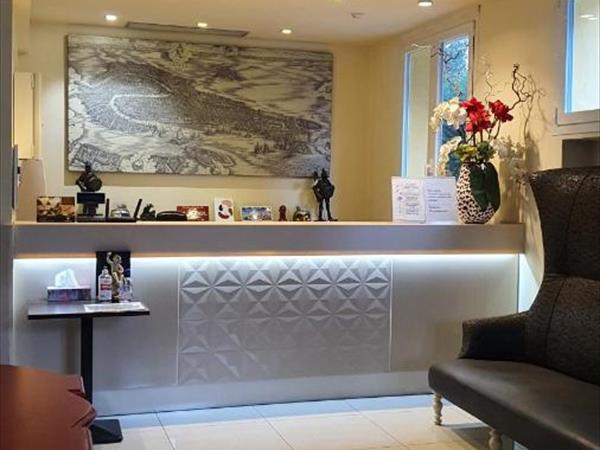 Hotel Laguna Residence