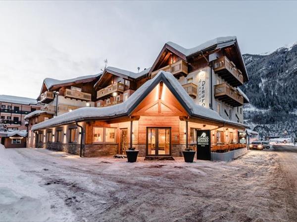 Albergo Dimaro Wellness Hotel