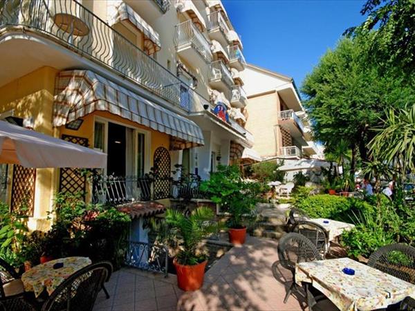 Family hotel Corallo Garn - Cattolica (RN)