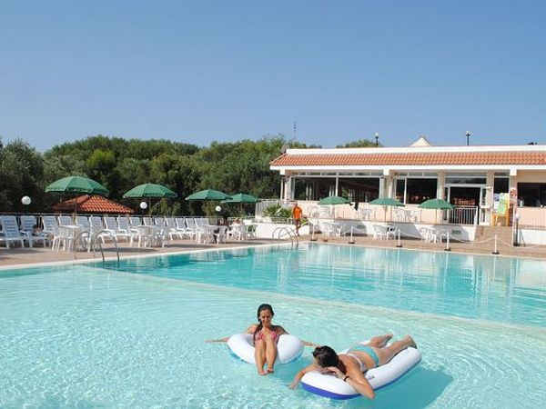 Villaggio Campeggio dellIsola