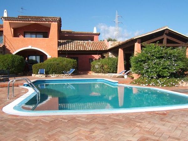 Villa del poggio - Loiri Porto San Paolo (OT)