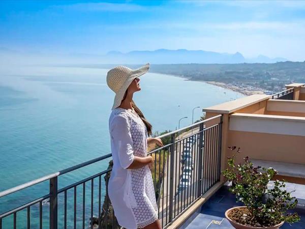 Hotel Punta Nord Est - Castellammare del Golfo (TP)