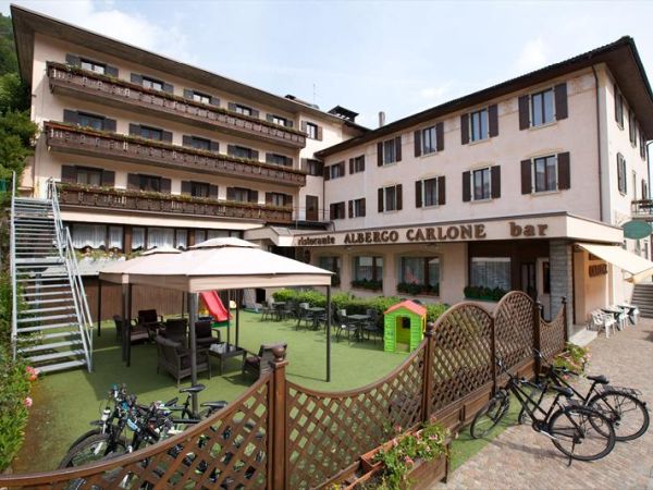 Family hotel Carlone