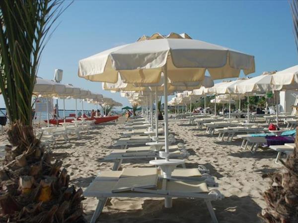 Family Village Fontana Marina - Campofilone (FM)