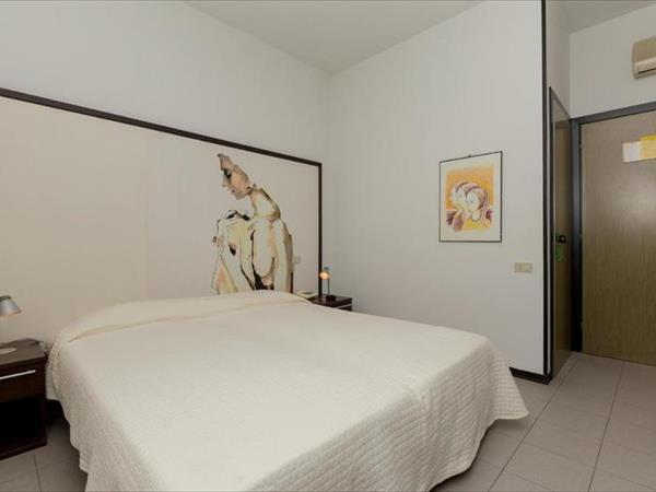 Hotel Solarium - Civitanova Marche (MC)