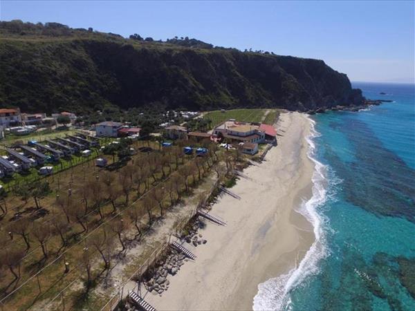 Villaggio Camping La Scogliera - Ricadi (VV)