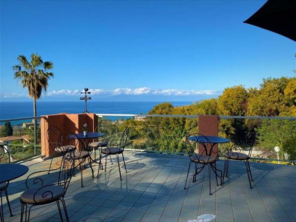 Family hotel - Giardino Marchese DAltavilla