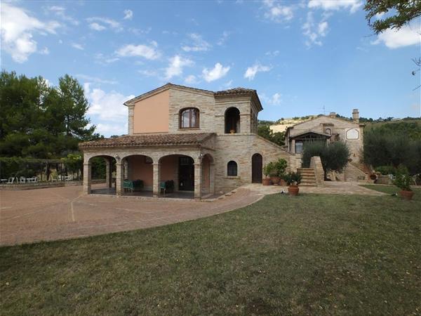 Agriturismo La Campana - foto 8568.jpg